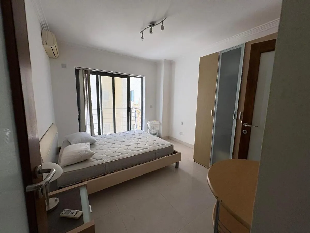 Spacious 3 Bedroom Apartment With Garden View In Paceville St. Julian's 0*,  Malta